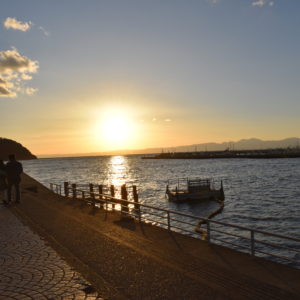 夕日江の島